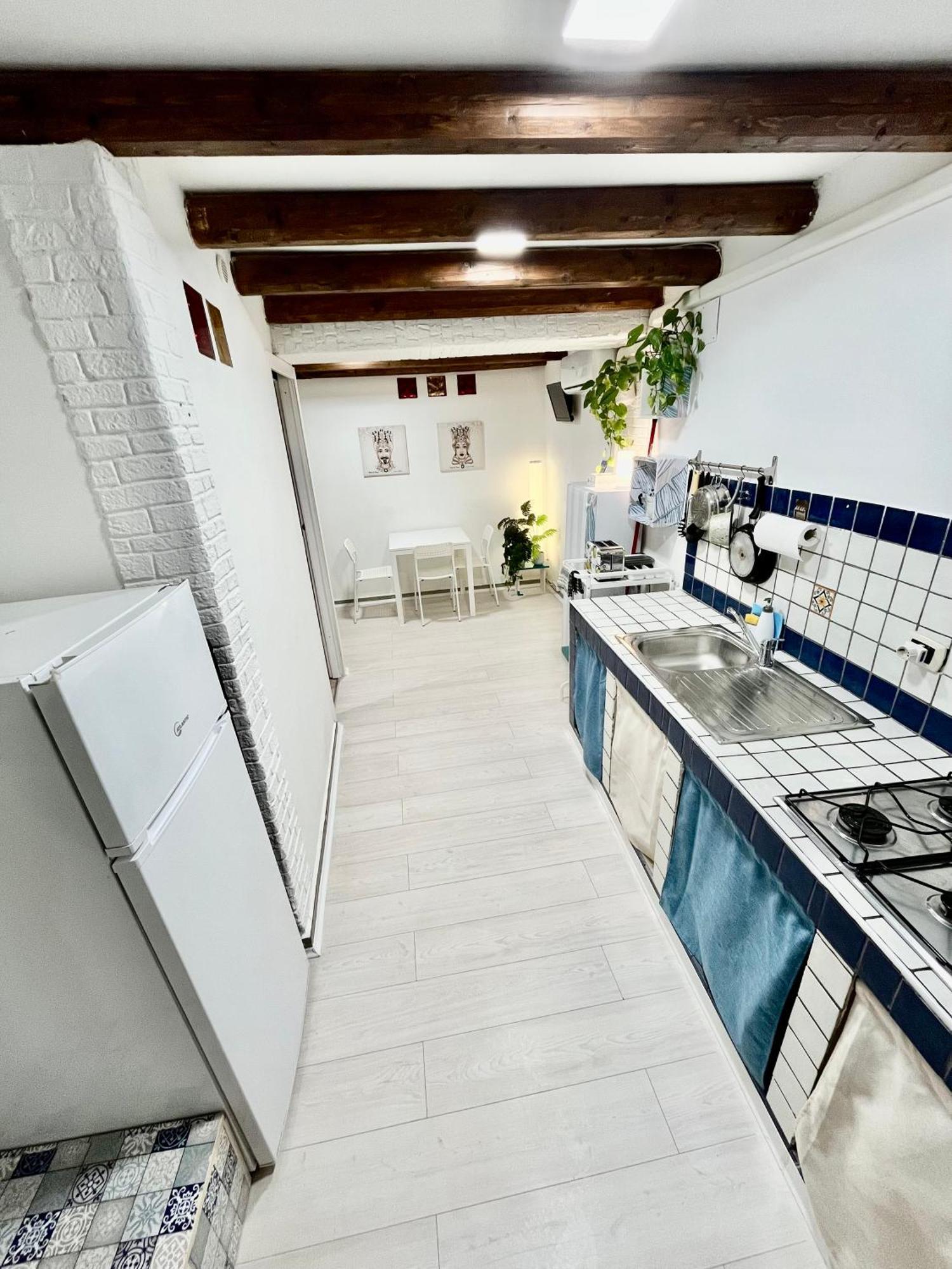 Casa Myrtos Apartment Palermo Exterior foto